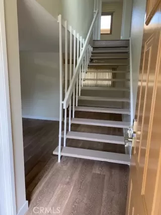 Photo #3: SB23229365 Listing