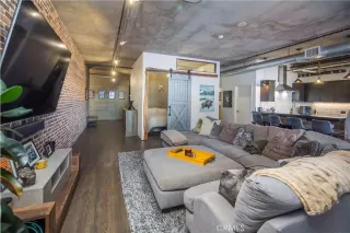 Photo #6: SB26023653 Listing 