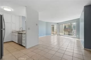 Photo #3: SB26071455 Listing 