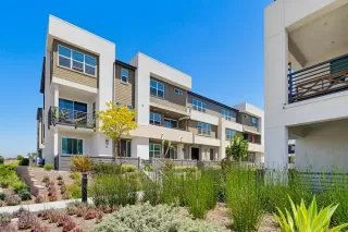 Photo #1: SB26138532 Listing
