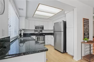 Photo #3: SB26162178 Listing 