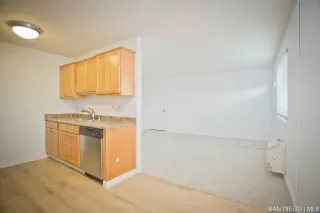 Photo #5: SDC0000609 Listing 