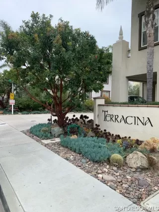 Photo #4: SDC0000619 Listing