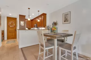 Photo #5: SDC0000633 Listing 