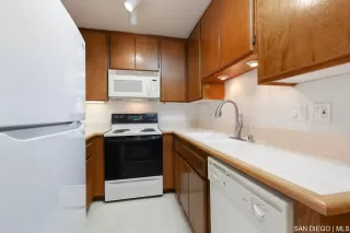 Photo #5: SDC0000667 Listing 