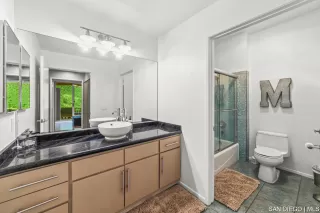 Photo #6: SDC0000740 Listing