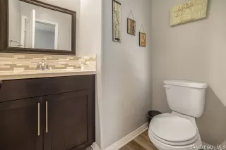 Photo #5: SDC0000753 Listing