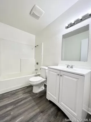 Photo #4: SDC0000758 Listing 