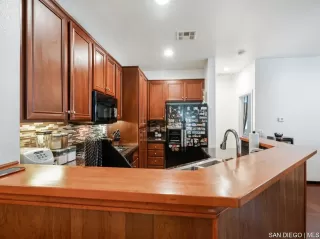 Photo #6: SDC0000810 Listing 