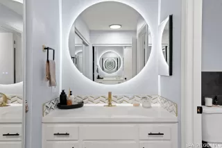 Photo #4: SDC0000818 Listing