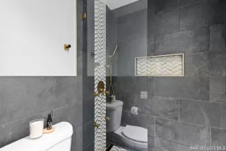 Photo #5: SDC0000818 Listing