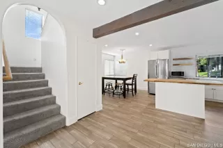 Photo #4: SDC0000835 Listing