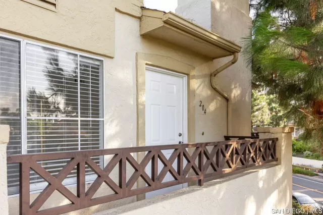 MLS: SDC0000918 Condo For Sale