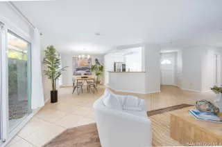 Photo #5: SDC0000986 Listing