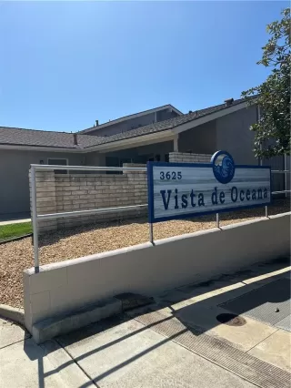 Photo #3: SR23057339 Listing