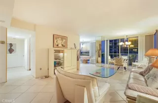 Photo #6: SR23141229 Listing