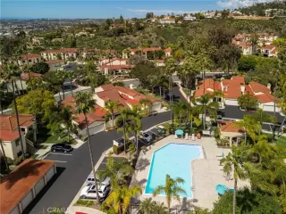 Photo #3: SR24056976 Listing