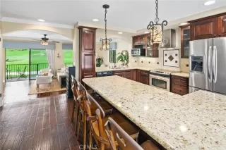 Photo #1: SR24125243 Listing