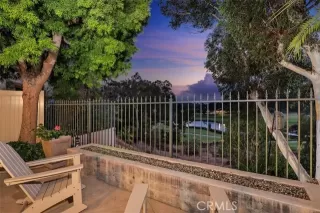 Photo #3: SR24214878 Listing