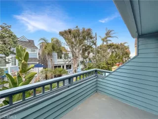 Photo #3: SR25126169 Listing