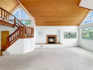 Photo #6: SR25126169 Listing