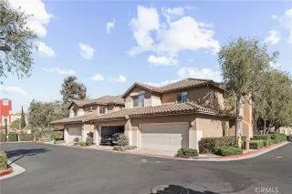 Photo #3: SR25173502 Listing 