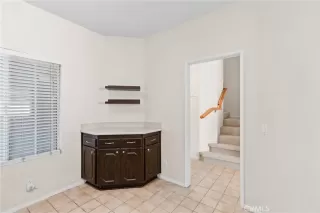 Photo #5: SR25173502 Listing 