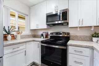 Photo #1: SR25189691 Listing 