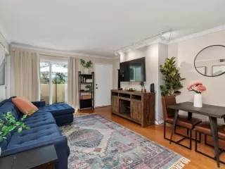 Photo #1: SR25227253 Listing