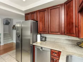 Photo #5: SR25227253 Listing