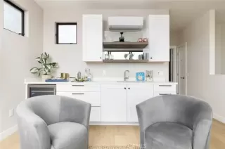 Photo #2: SR25261308 Listing