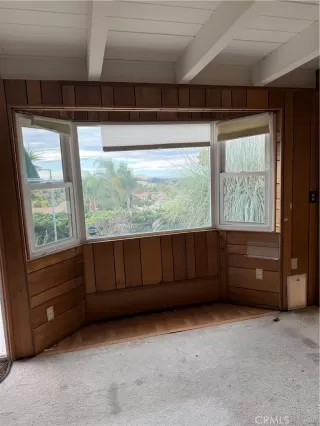 Photo #5: SR25268344 Listing 