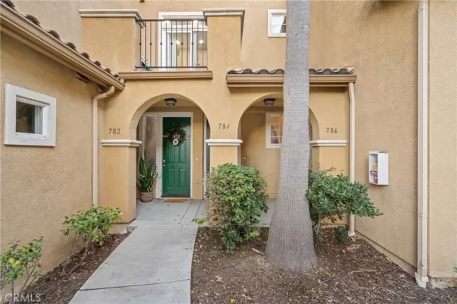 MLS: SR25271546 Condo For Sale