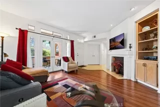 Photo #5: SR26034696 Listing 