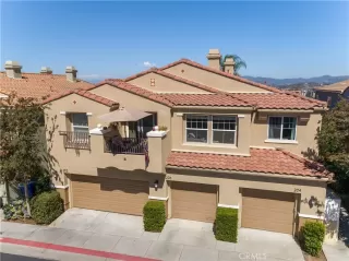 Photo #4: SW22194341 Listing 