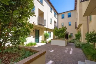 Photo #3: SW22197376 Listing 