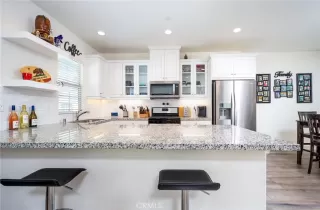 Photo #6: SW22197376 Listing 