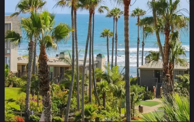 MLS: SW22219971 Condo For Sale