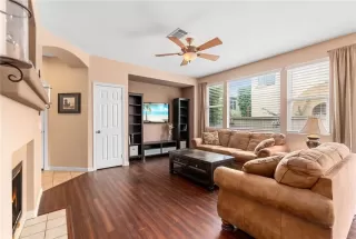 Photo #2: SW22222567 Listing