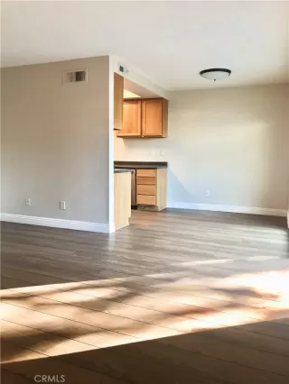 Photo #4: SW22229125 Listing 