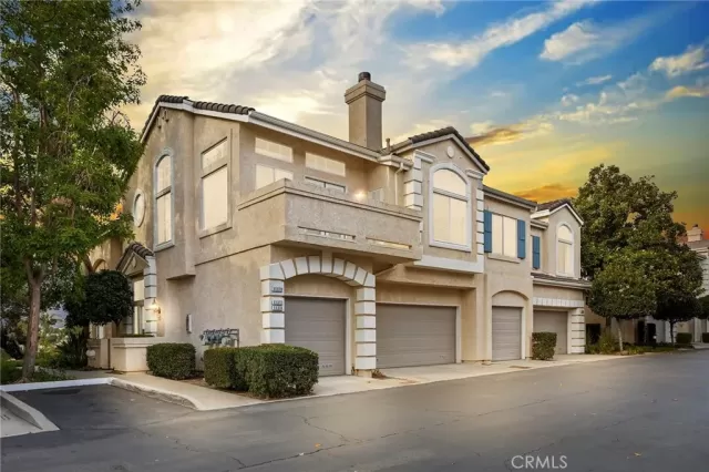 MLS: SW22233742 Condo For Sale