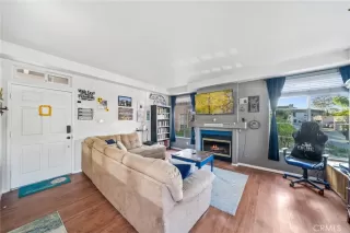 Photo #5: SW22241057 Listing