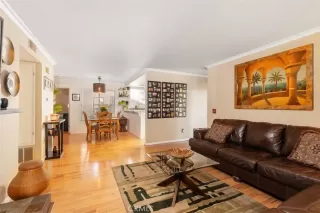 Photo #5: SW22244228 Listing 