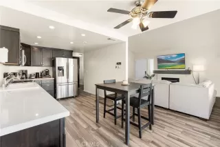 Photo #5: SW23015342 Listing 