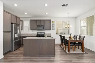 Photo #6: SW23034121 Listing