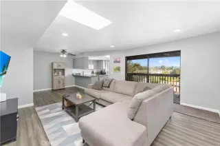 Photo #5: SW23037058 Listing 