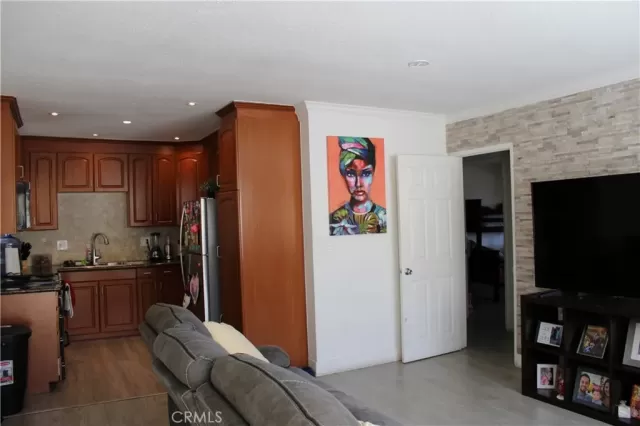 MLS: SW23050417 Condo For Sale