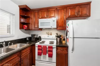 Photo #3: SW23096933 Listing