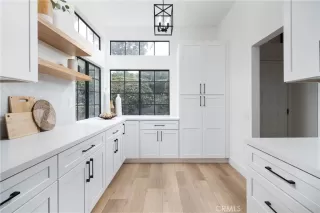 Photo #5: SW23103265 Listing 