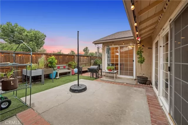 MLS: SW23104644 Condo For Sale